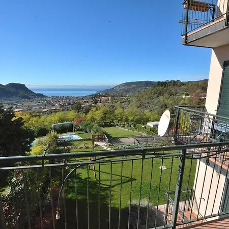 Montegolo Four With Pool And View * Costermano